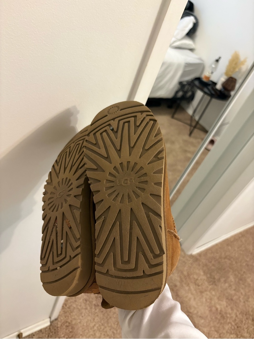 UGGs ultra mini in tan